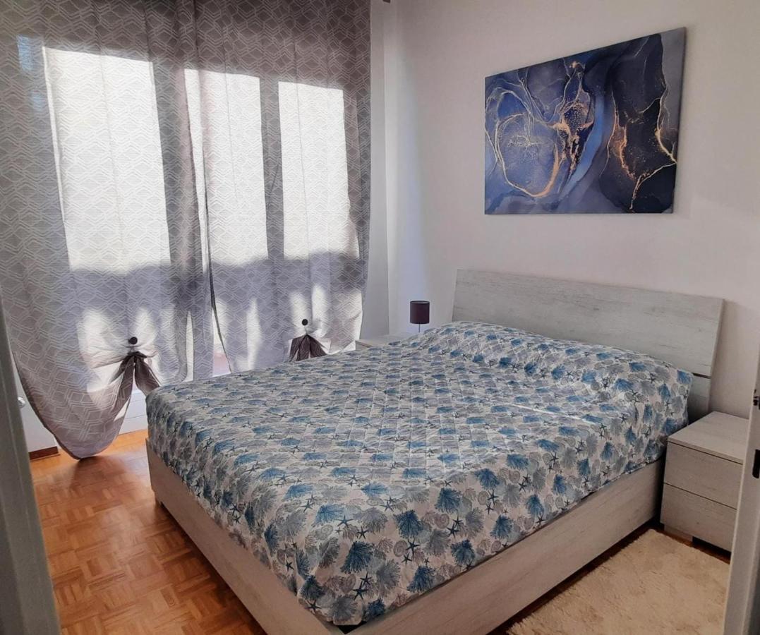 Casa Anna Fronte Mare Apartment
