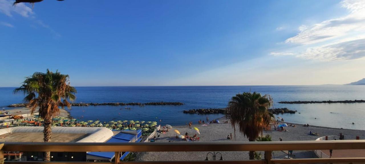 Apartment Casa Anna Fronte Mare *